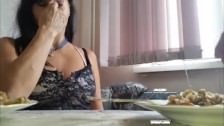 Русское порно онлайн мать с молодым парнем в